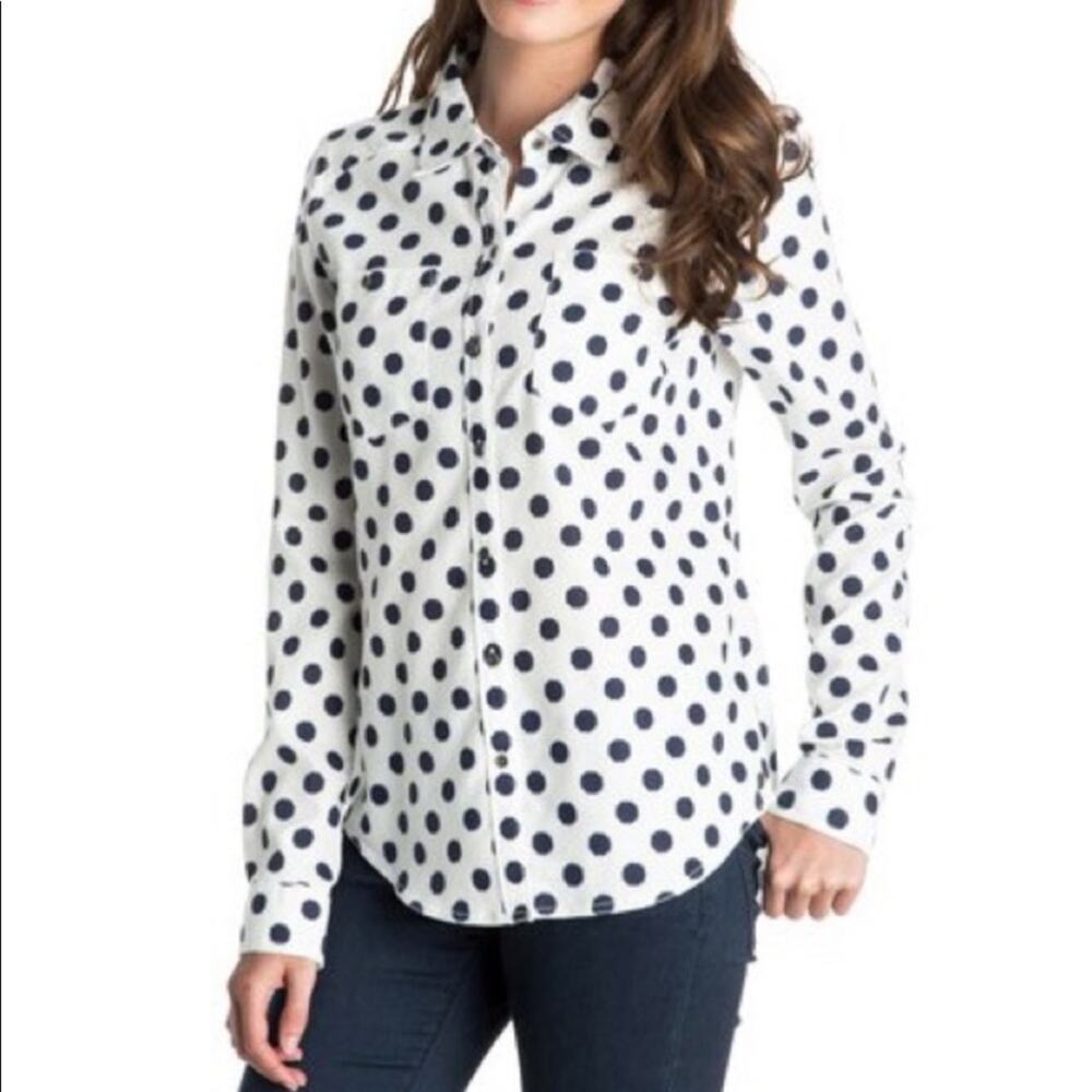 Roxy Sneaky Peeks White / Navy Dot button down shirt Size SMALL (NWOT)